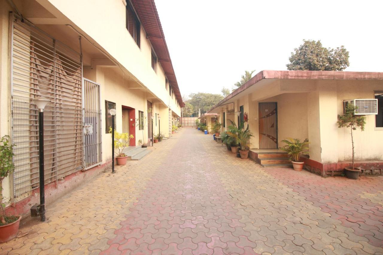 Hotel Nest Inn Residency Bhiwandi Экстерьер фото