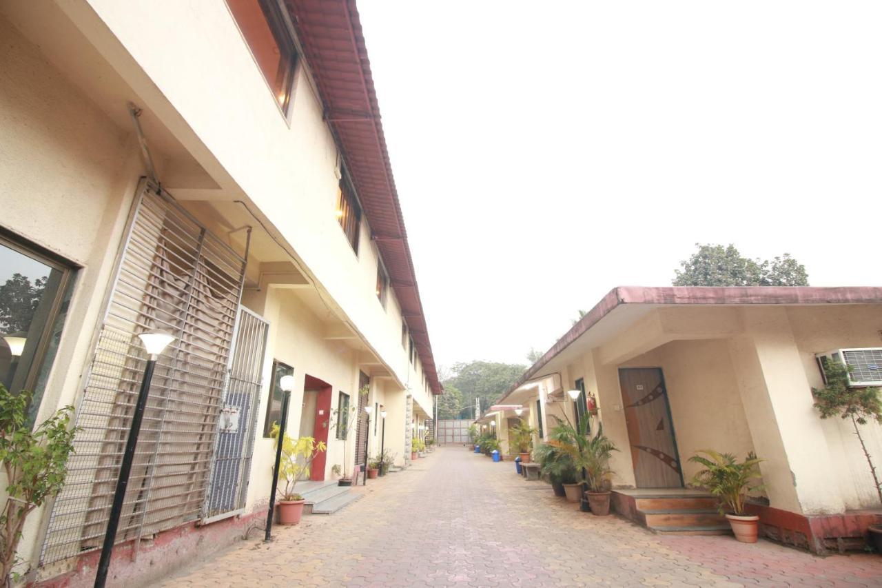 Hotel Nest Inn Residency Bhiwandi Экстерьер фото
